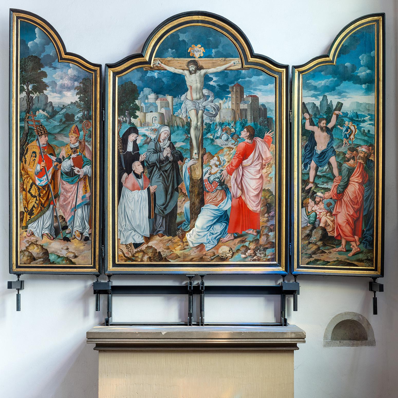 St. Andreas_Albertuskapelle Kreuzigungstryptichon Barthel Bruyn_SQB_L1190400 Panorama