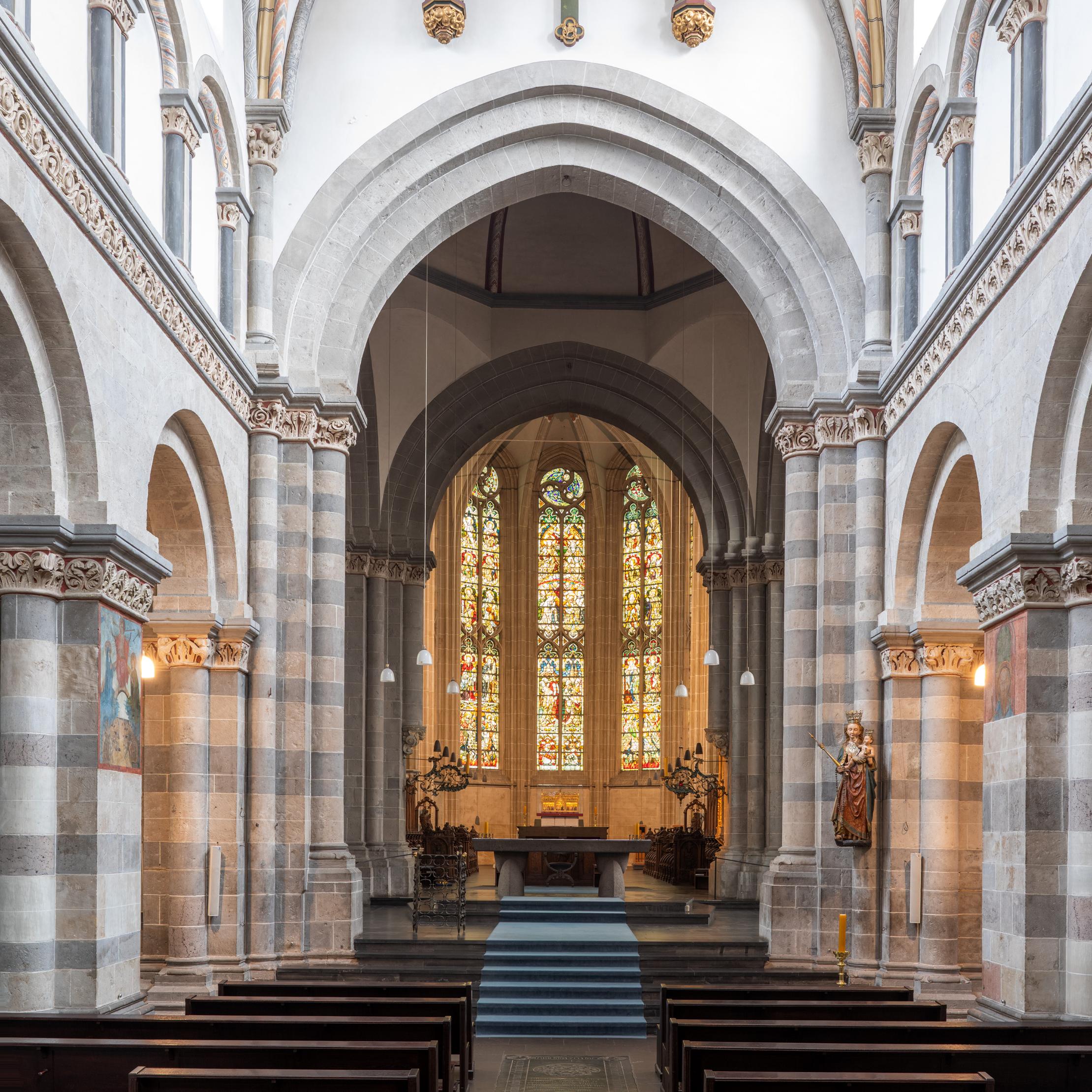 St. Andreas_Langhaus nach Osten_SQB_L1S30373