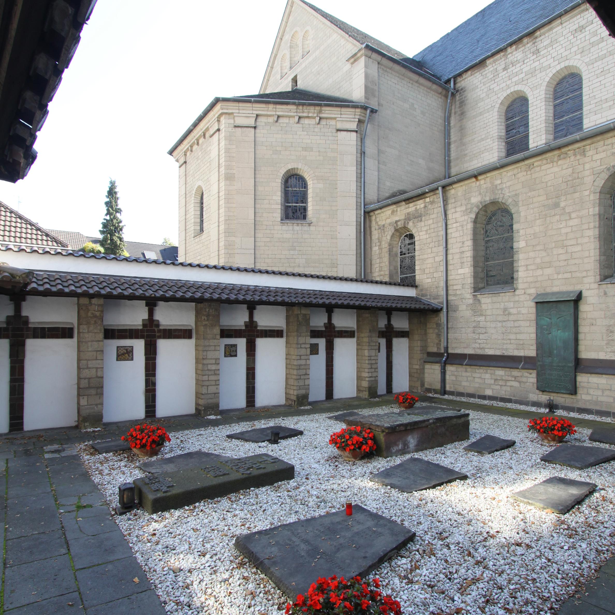 St.Georg, Ehrenfriedhof