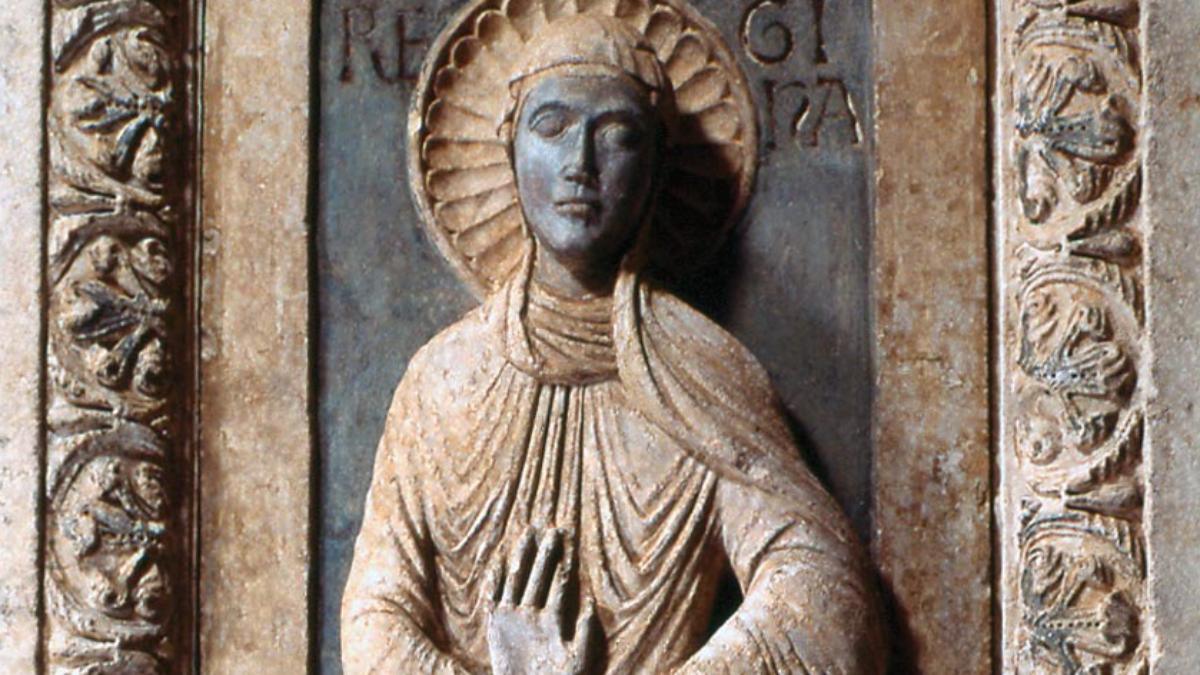St. Maria im Kapitol, Nördliches Seitenschiff,  Romanische Plektrudisgrabplatte