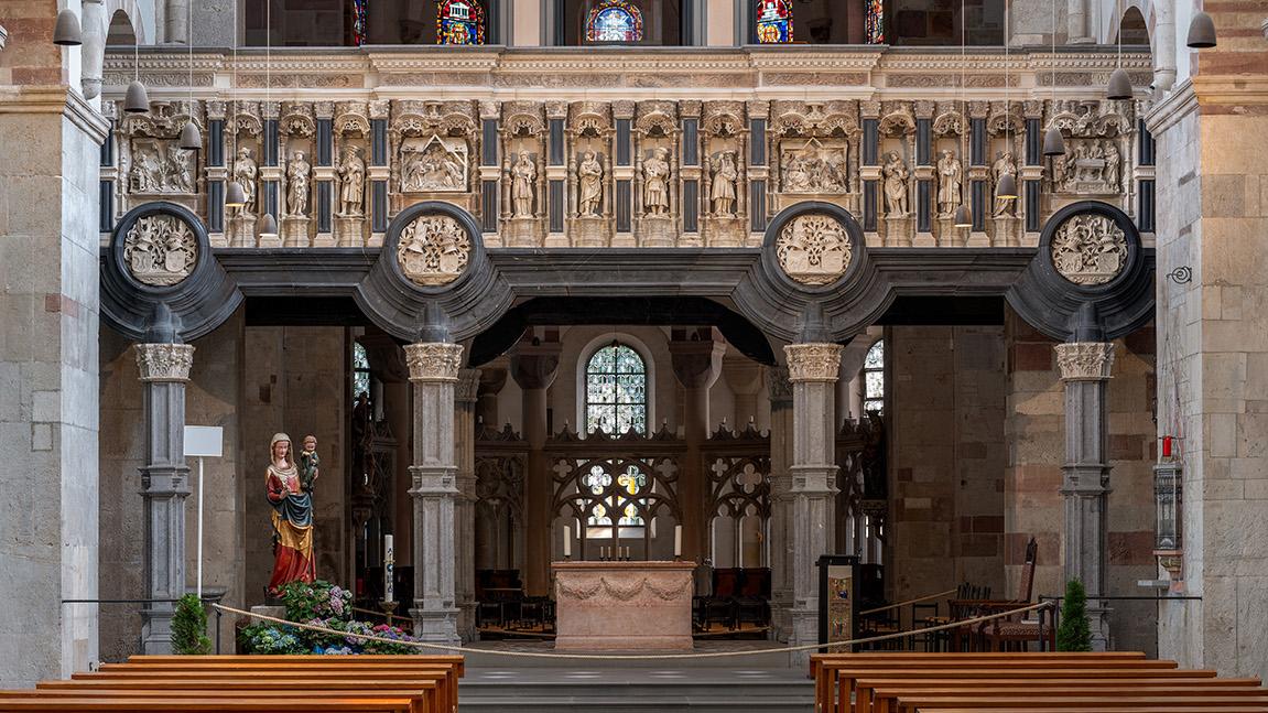 St. Maria im Kapitol, Langhaus, Lettner Vorderseite