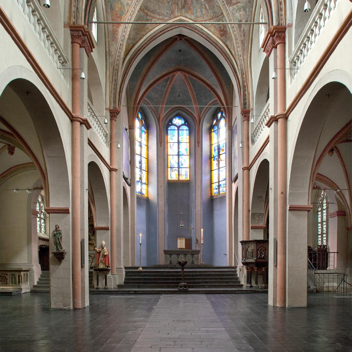 Mittelschif und Chor
