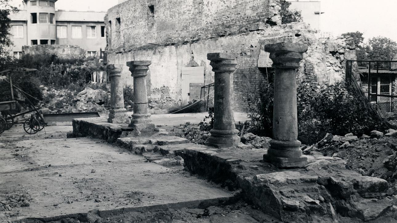 St. Pantaleon